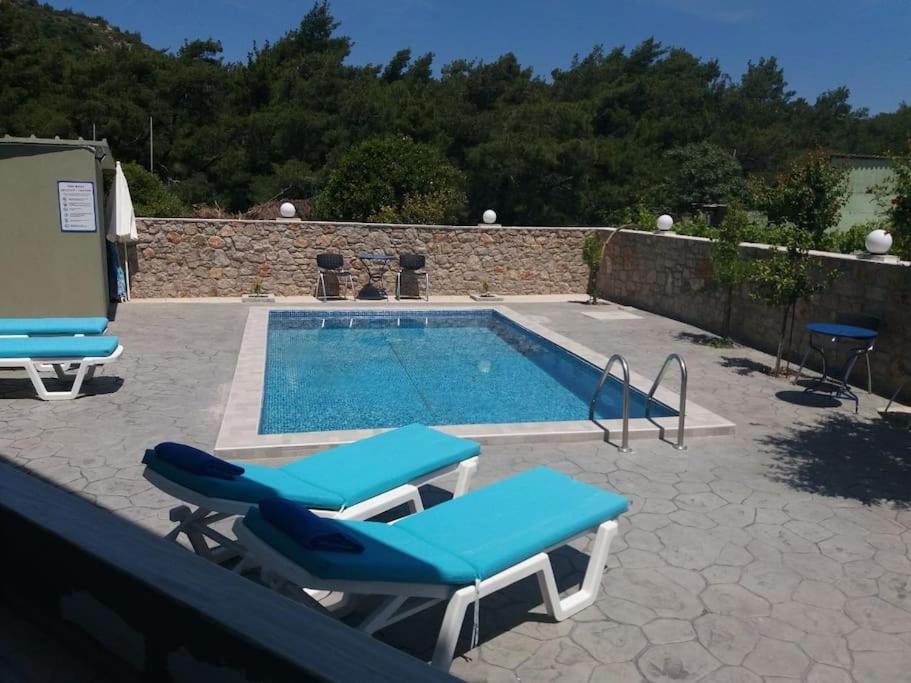 Greek Style Ground Floor Apartment & Pool Ialysos  Luaran gambar